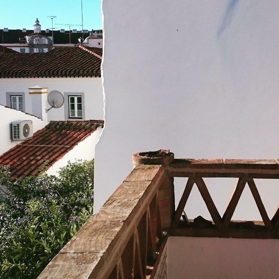 Casa Vitoria Guest House Evora Bagian luar foto