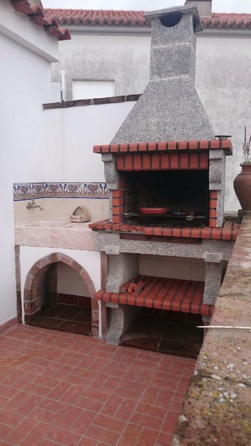Casa Vitoria Guest House Evora Bagian luar foto