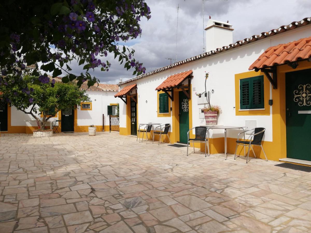 Casa Vitoria Guest House Evora Bagian luar foto